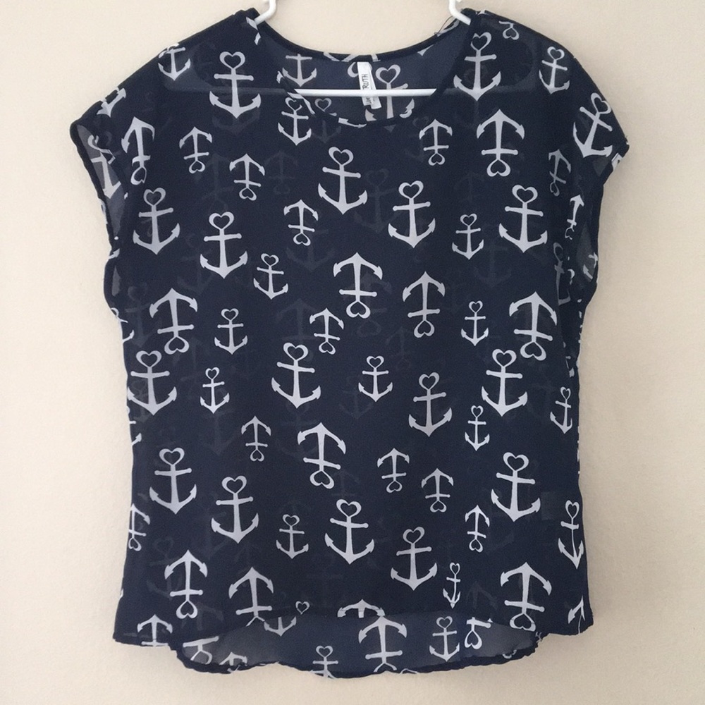 navy blue top with anchors